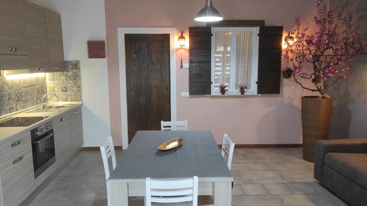 Appartamento Balcone fiorito Fonzolo Esterno foto