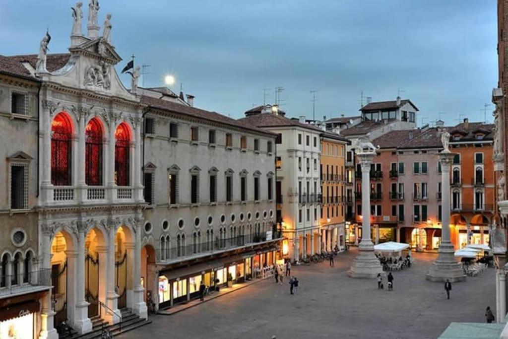 Appartamento Balcone fiorito Fonzolo Esterno foto